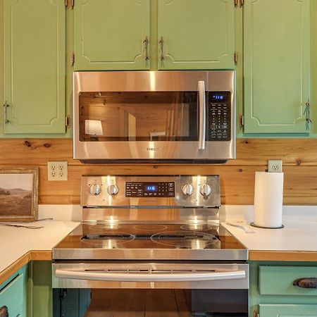 Cozy Cabin In Private Location With Hot Tub And Grill! ブルーリッジ山脈 エクステリア 写真