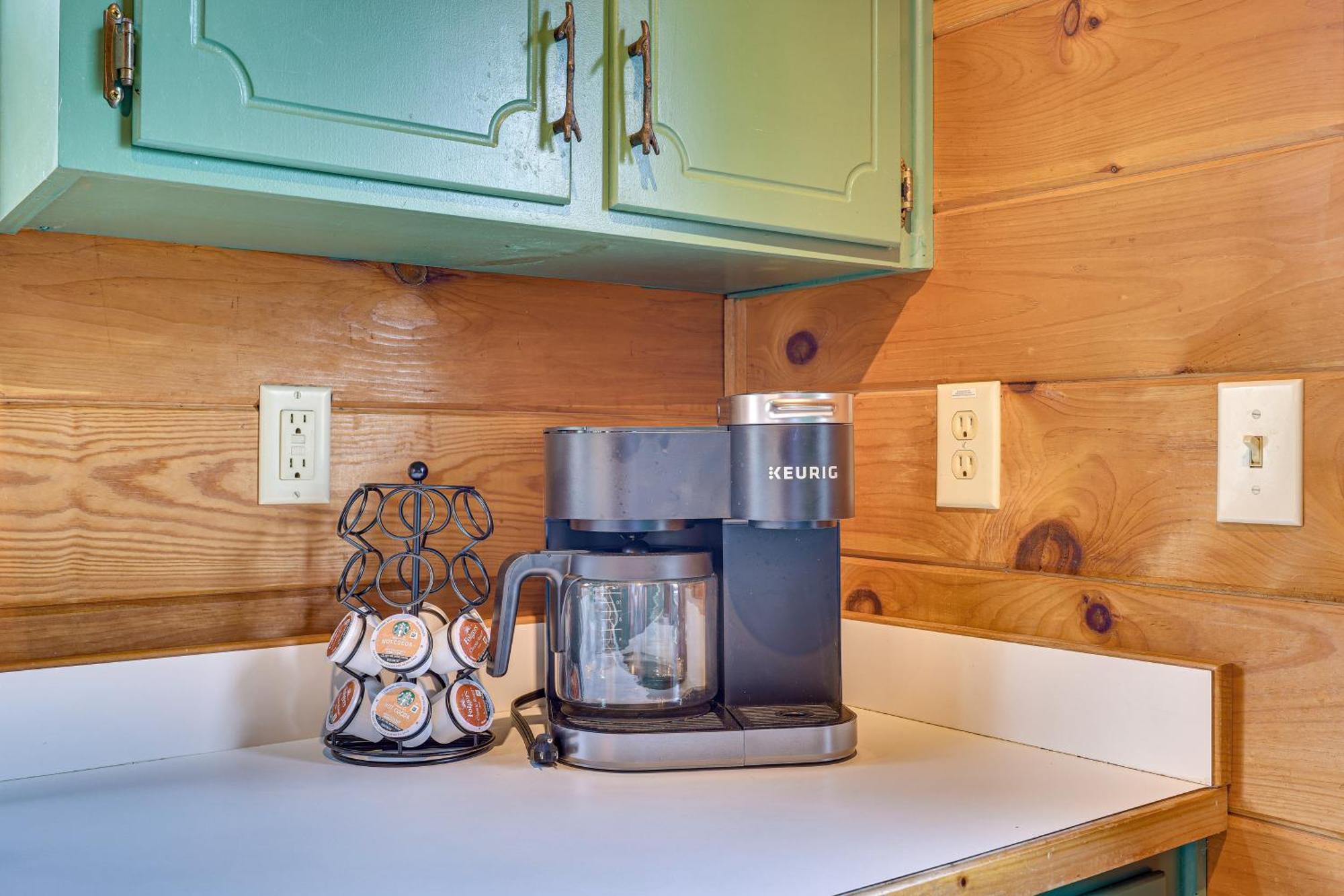 Cozy Cabin In Private Location With Hot Tub And Grill! ブルーリッジ山脈 エクステリア 写真