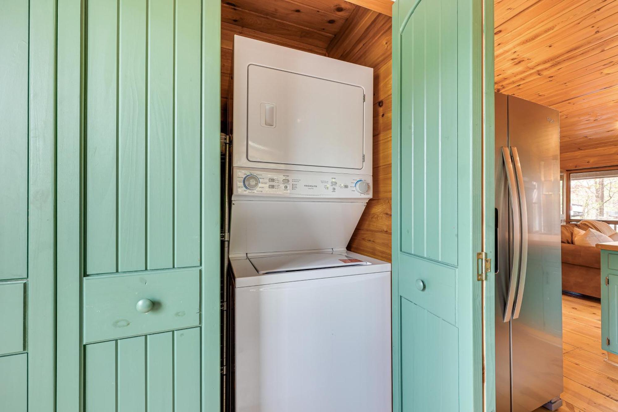 Cozy Cabin In Private Location With Hot Tub And Grill! ブルーリッジ山脈 エクステリア 写真