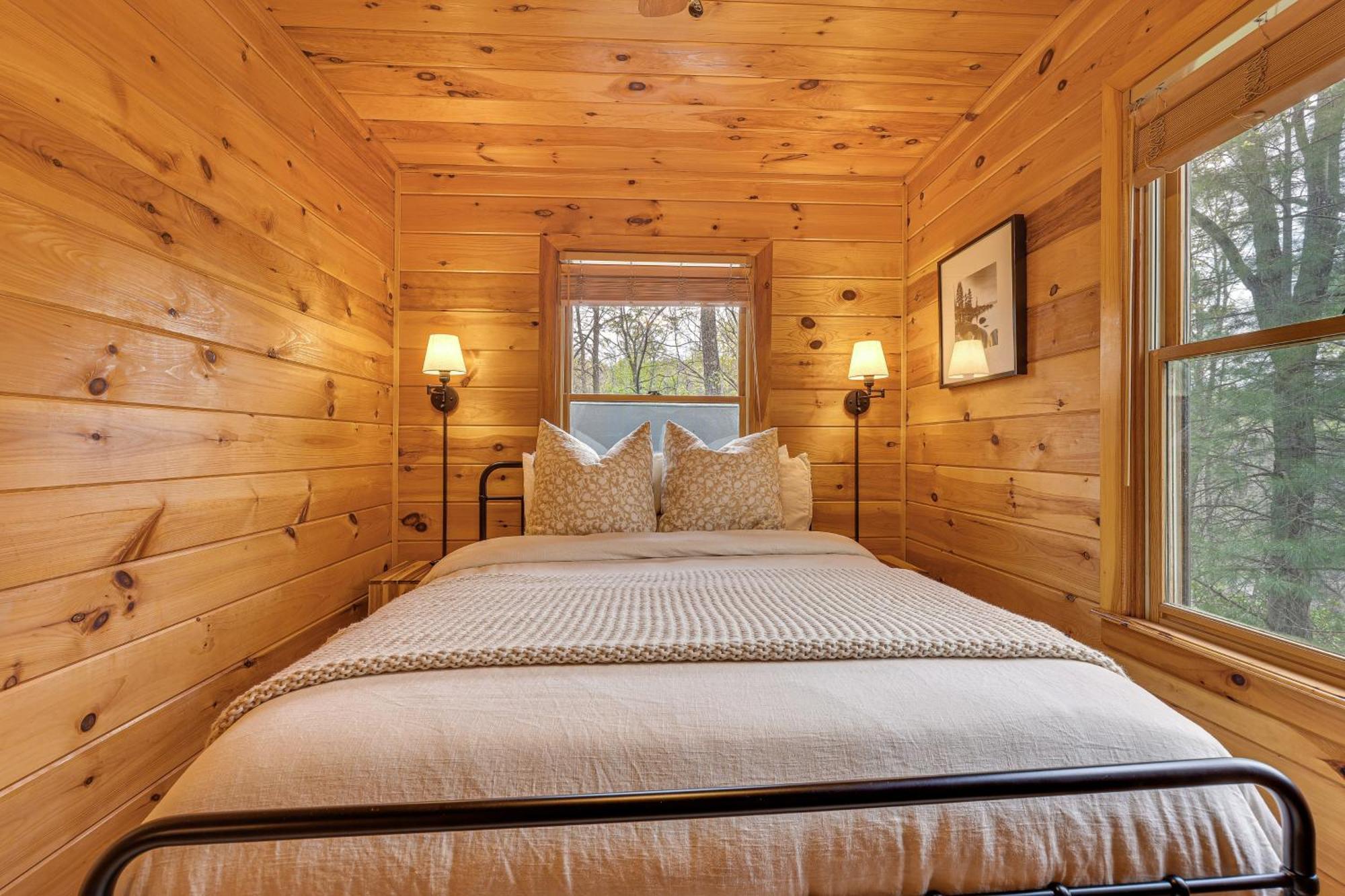Cozy Cabin In Private Location With Hot Tub And Grill! ブルーリッジ山脈 エクステリア 写真